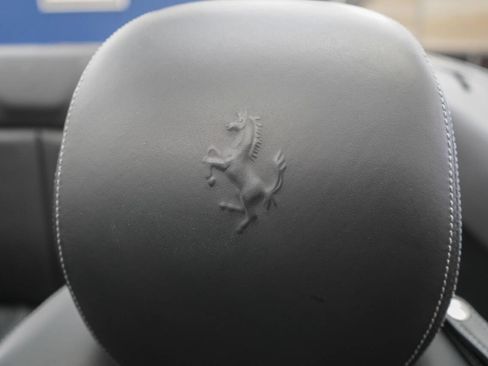 Used 2011 Ferrari California image 74