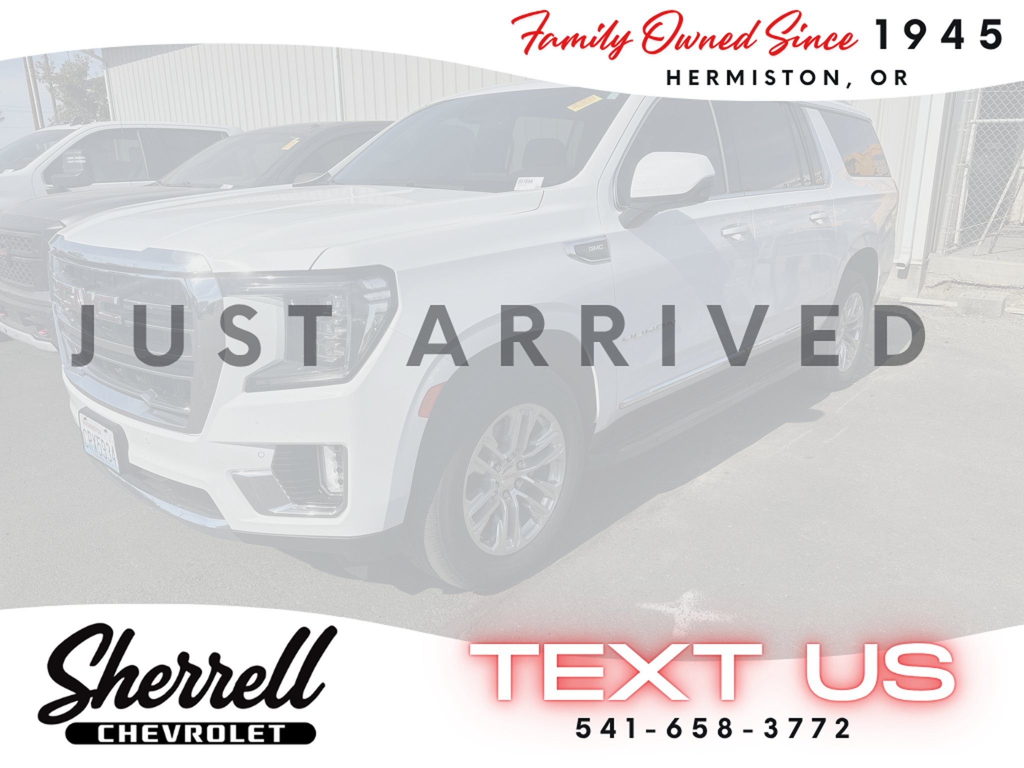 Used 2023 GMC Yukon XL SLT w/ SLT Premium Package AWD/4WD image 2