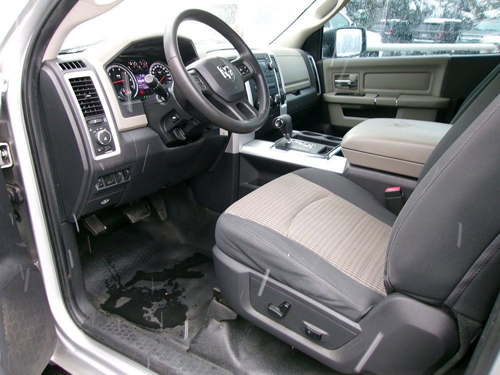 Used 2012 RAM 1500 Classic SLT w/ Popular Equipment Group AWD/4WD image 14