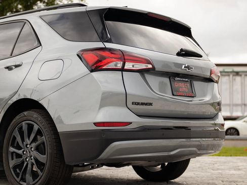 Used 2024 Chevrolet Equinox RS FWD image 12