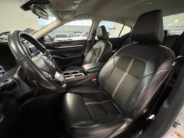 Used 2024 Nissan Altima 2.5 SR FWD image 20