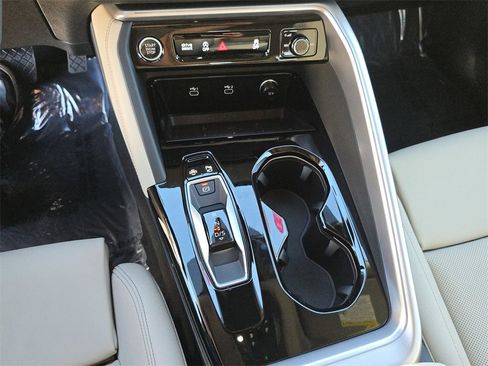 New 2025 Audi Q5 Prestige image 28