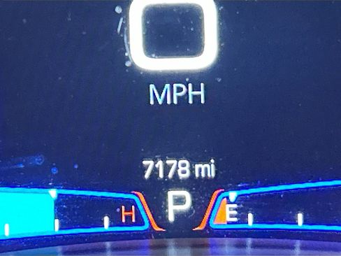 Used 2023 Chrysler 300 Touring w/ Sport Appearance Package image 12