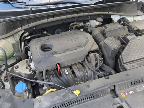 Used 2018 Hyundai Tucson Sport image 17