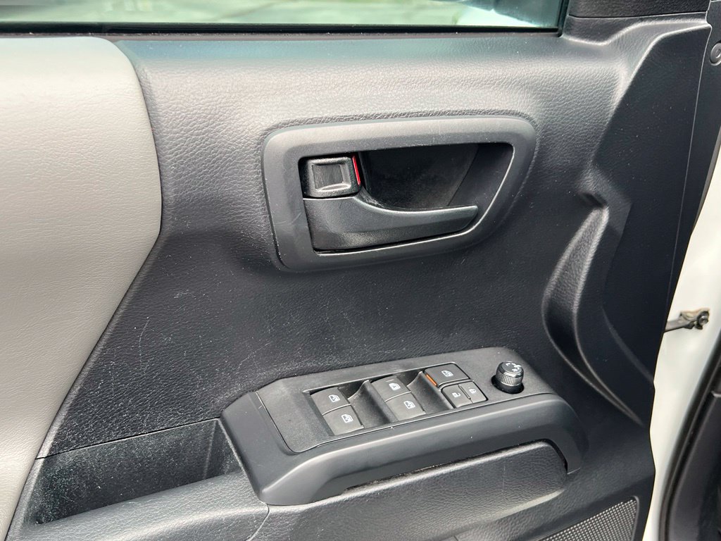 Used 2019 Toyota Tacoma SR w/ SR Convenience Package RWD image 28
