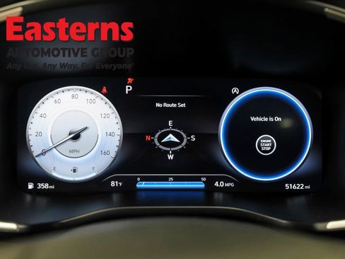 Used 2022 Hyundai Santa Fe Limited image 17