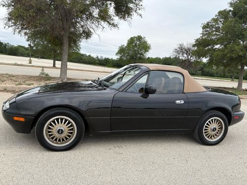 Used 1995 MAZDA MX-5 Miata RWD image 7