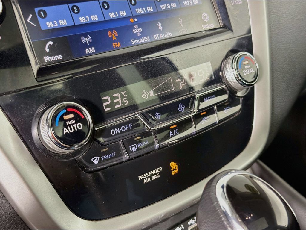 Used 2021 Nissan Murano SV AWD/4WD image 15