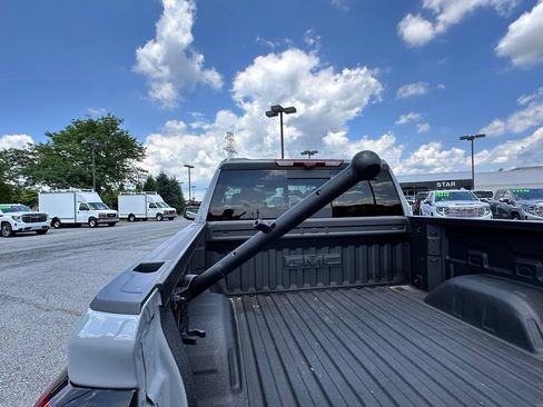 Certified 2025 GMC Sierra 1500 Denali Ultimate AWD/4WD image 46
