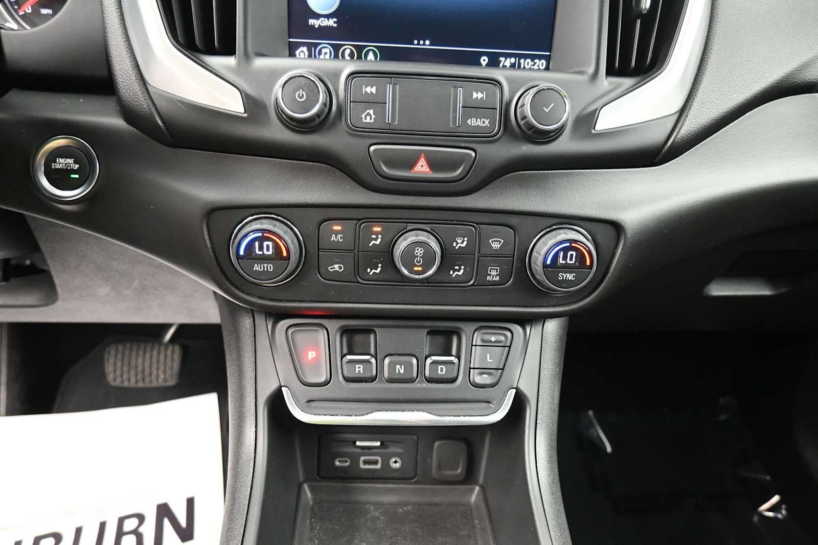 Used 2021 GMC Terrain SLE w/ Driver Convenience Package AWD/4WD image 9