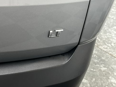 Certified 2023 Chevrolet Traverse LT w/ LT Premium Package image 35