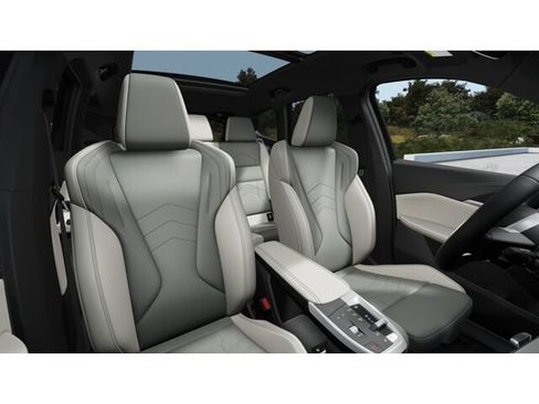 New 2026 BMW X1 xDrive28i image 11