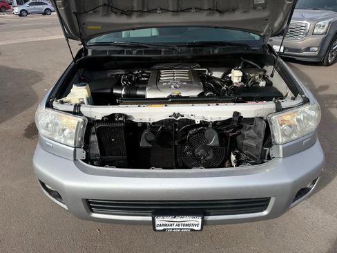 Used 2008 Toyota Sequoia Limited image 42