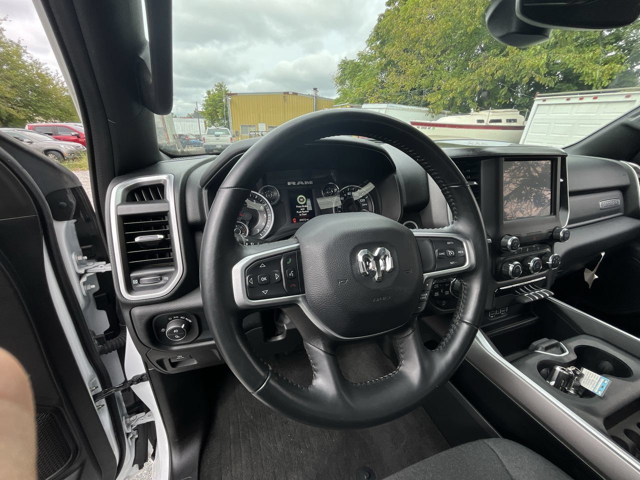Used 2023 RAM 1500 Big Horn AWD/4WD image 4