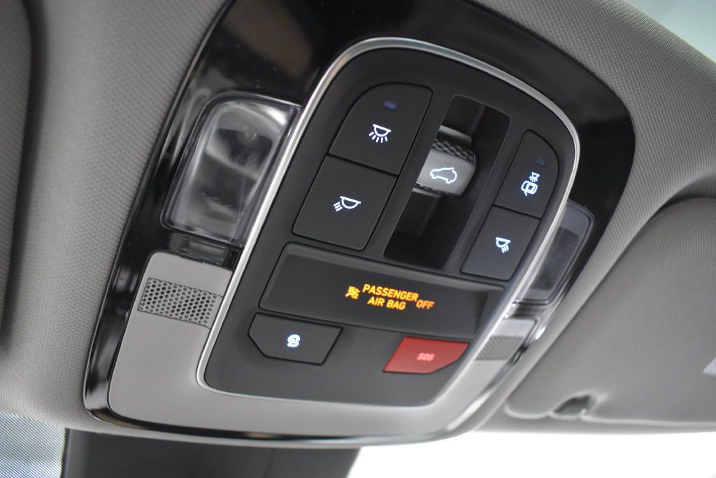 Used 2023 Hyundai Santa Fe SEL w/ Premium Package AWD/4WD image 27
