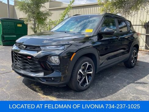 Used 2023 Chevrolet TrailBlazer RS w/ Sun and Liftgate Package AWD/4WD image 1