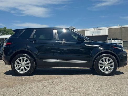 Used 2019 Land Rover Range Rover Evoque image 8