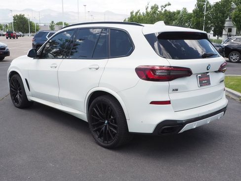 Used 2021 BMW X5 M50i w/ Premium Package AWD/4WD image 7
