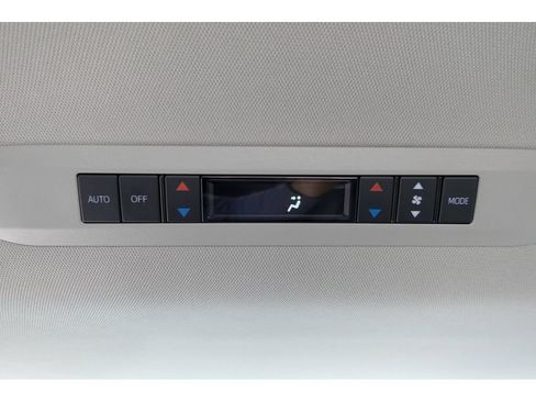 Certified 2023 Toyota Sienna Limited AWD/4WD image 31