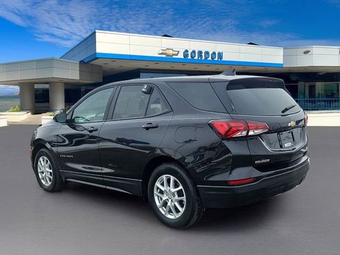 Used 2023 Chevrolet Equinox LS w/ LS Convenience Package image 7
