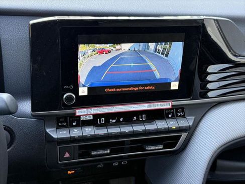 Certified 2026 Toyota Camry SE w/ Convenience Package FWD image 22