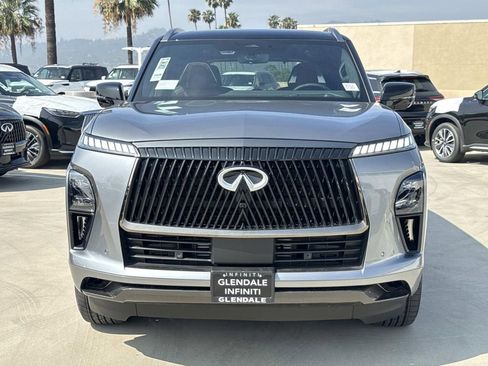 New 2026 INFINITI QX80 Autograph AWD/4WD image 3