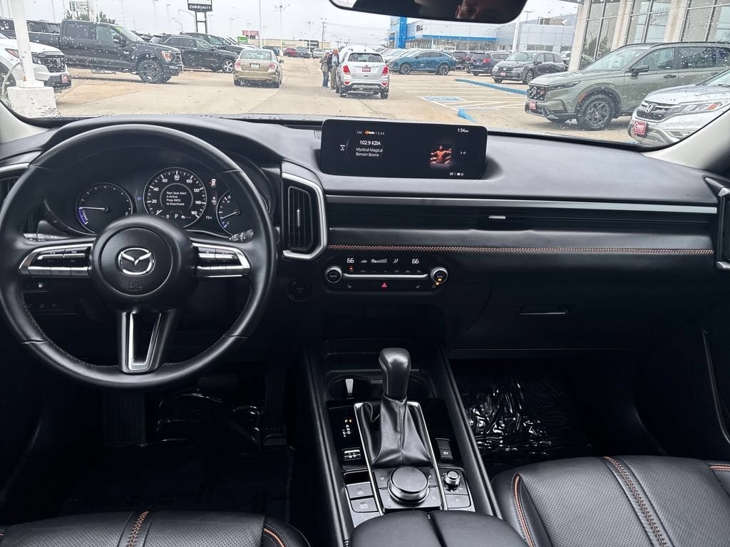 Used 2025 MAZDA CX-50 AWD 2.5 Hybrid w/ Premium Pkg image 12
