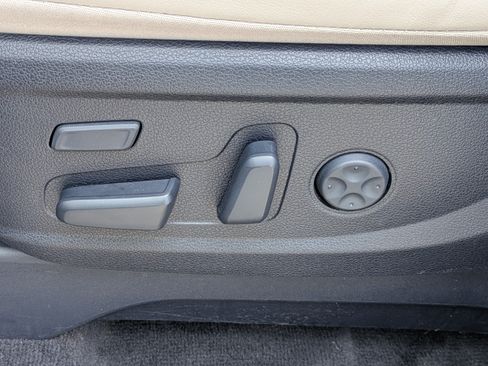 Used 2021 Hyundai Palisade Limited AWD/4WD image 19