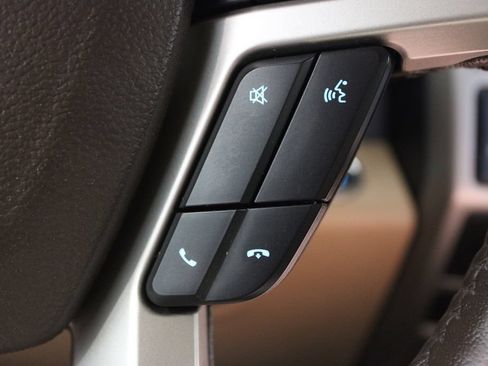 Used 2018 Ford F150 Lariat w/ Equipment Group 502A Luxury AWD/4WD image 24