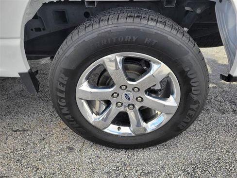 Certified 2022 Ford F150 Lariat w/ Equipment Group 502A High image 6