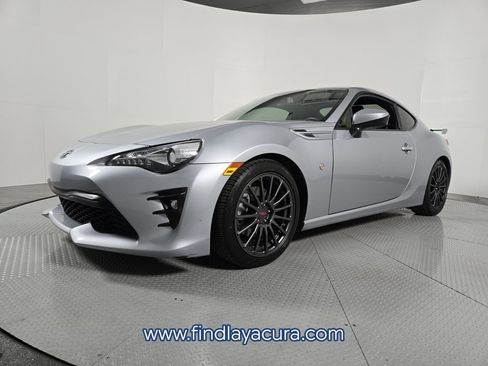Used 2019 Toyota 86 image 2