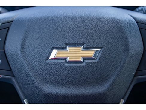 Used 2026 Chevrolet Trax LT w/ Driver Confidence Package FWD image 37