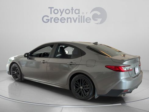 Certified 2026 Toyota Camry SE w/ Convenience Package FWD image 4