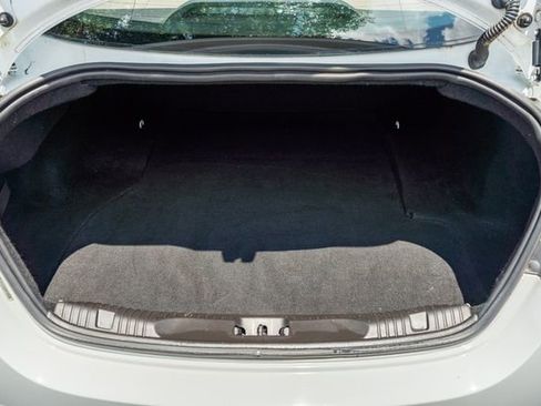 Used 2012 Jaguar XF Portfolio image 14