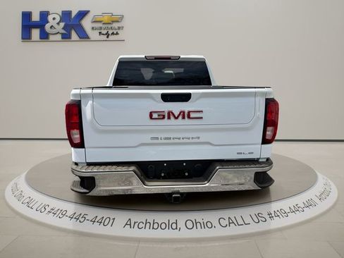 Used 2022 GMC Sierra 1500 SLE AWD/4WD image 5