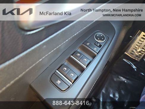 Used 2023 Kia Forte GT-Line w/ GT-Line Premium Package image 13