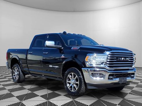Used 2022 RAM 2500 Limited image 1