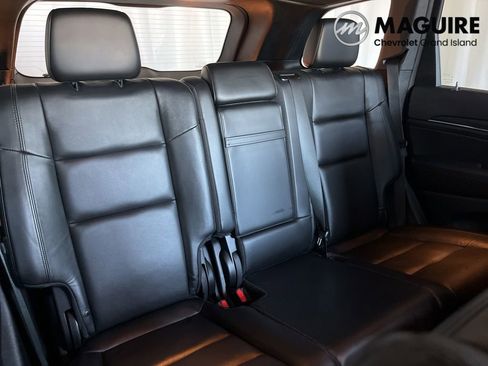 Used 2022 Jeep Grand Cherokee Limited image 31