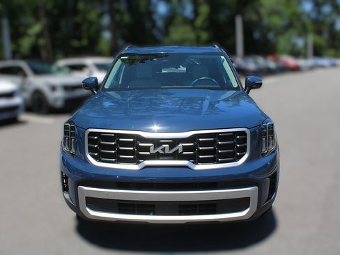 Certified 2024 Kia Telluride S w/ S Sunroof Package FWD image 17
