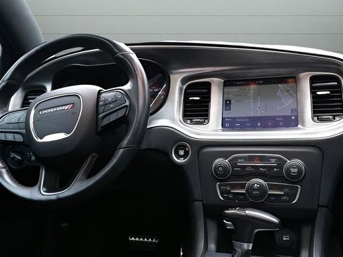 Used 2018 Dodge Charger R/T image 32