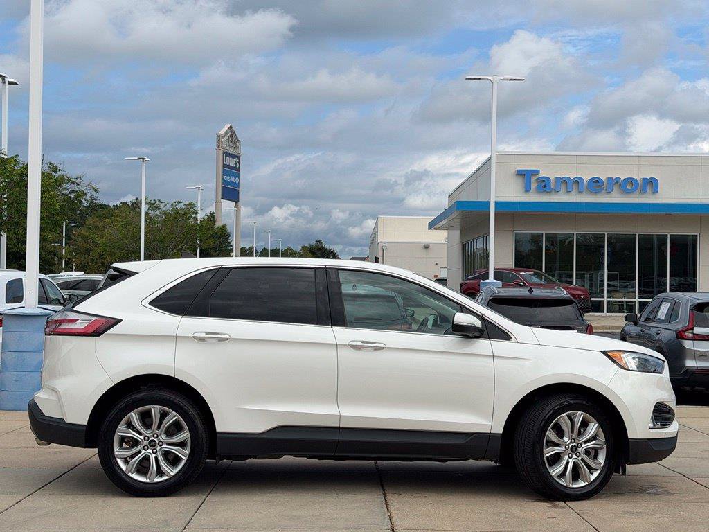 Used 2023 Ford Edge Titanium AWD/4WD image 4