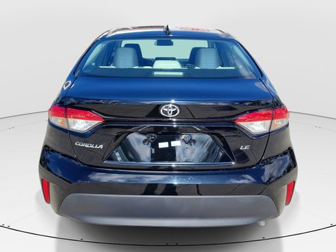 Certified 2024 Toyota Corolla LE FWD image 5