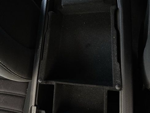 Used 2019 Ford Fusion SE image 27