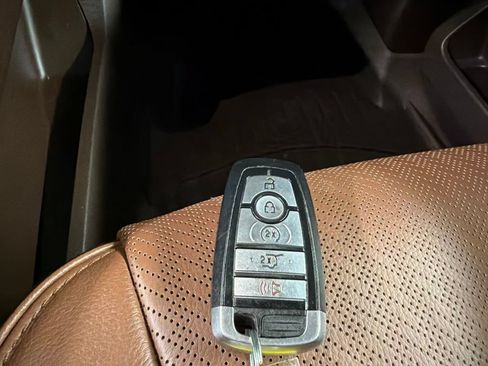Certified 2022 Ford Expedition Max King Ranch AWD/4WD image 42