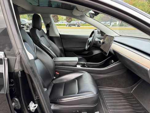 Used 2020 Tesla Model 3 Long Range AWD/4WD image 14