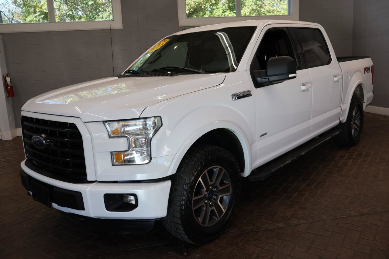 Used 2015 Ford F150 XLT w/ Equipment Group 302A Luxury AWD/4WD image 3