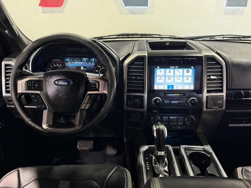 Used 2018 Ford F150 Platinum w/ Equipment Group 701A Luxury AWD/4WD image 11