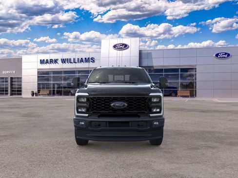 New 2026 Ford F250 XLT w/ XLT Premium Package AWD/4WD image 6