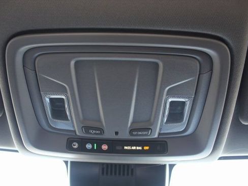 Used 2025 GMC Sierra 1500 Pro w/ Pro Value Package AWD/4WD image 25