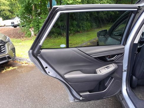 Used 2022 Subaru Outback Limited AWD/4WD image 30